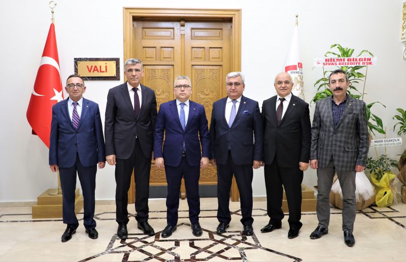 SİVAS TİCARET BORSASI YÖNETİMİ VALİ ŞİMŞEK’İ ZİYARET ETTİ