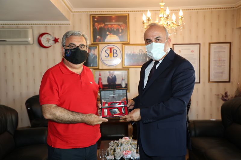 İL EMNİYET MÜDÜRÜ AYDOĞAN'DAN BAŞKAN HASTAOĞLU'NA VEDA ZİYARETİ